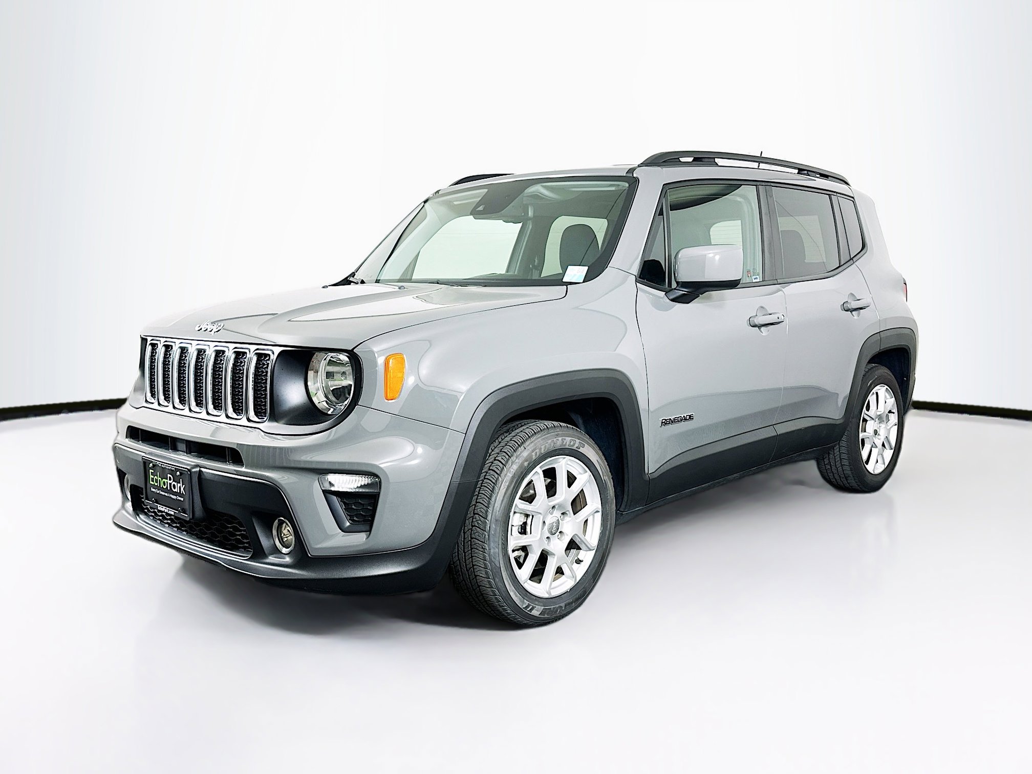 Used 2021 Jeep Renegade Latitude w/ Convenience Group image 3