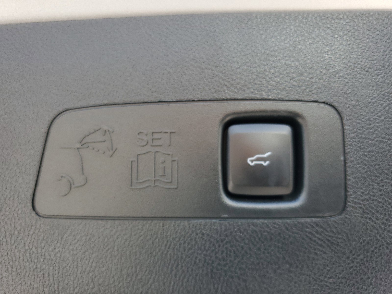 Used 2020 Lincoln Corsair FWD image 9