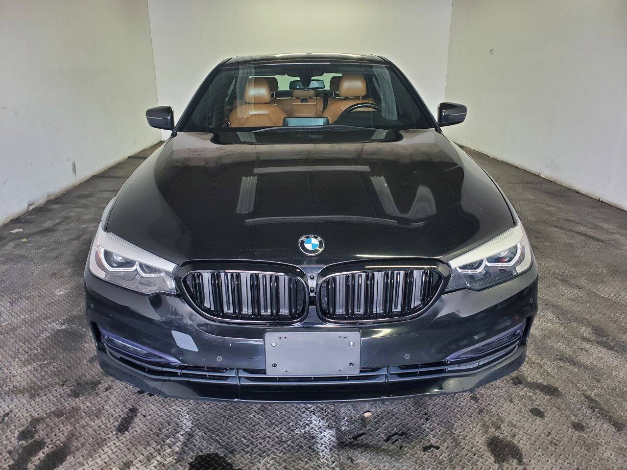 Used 2018 BMW 530i xDrive AWD/4WD image 2
