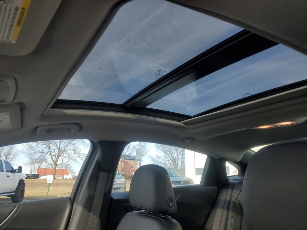 Used 2016 Chevrolet Malibu Hybrid w/ Leather Package image 15