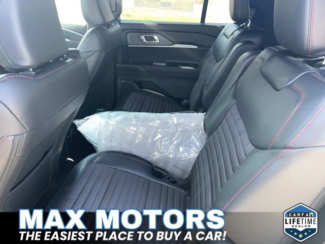 New 2026 Ford Explorer ST-Line w/ ST-Line Street Pack image 7