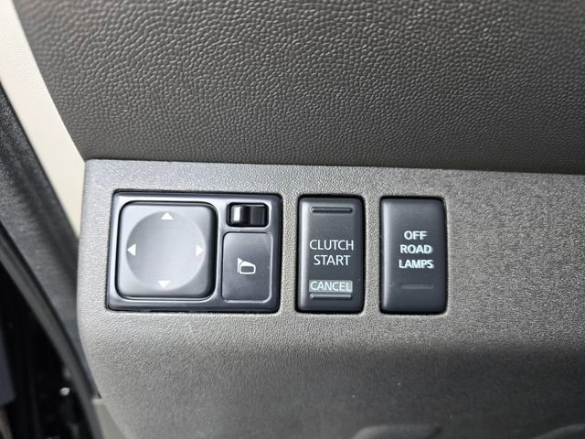 Used 2015 Nissan Xterra PRO-4X w/ Nevada Tow Package image 23