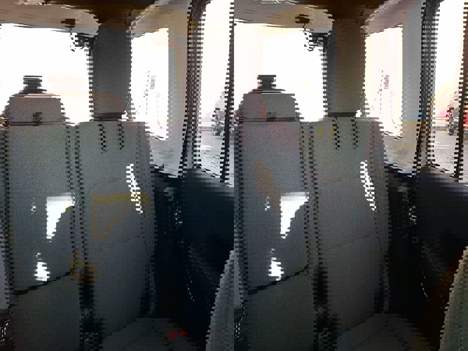 Used 2025 Jeep Wrangler Sahara image 15