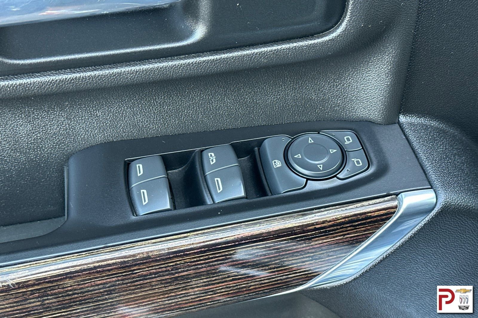 Used 2022 GMC Sierra 2500 SLE w/ Fleet Comfort Package image 12