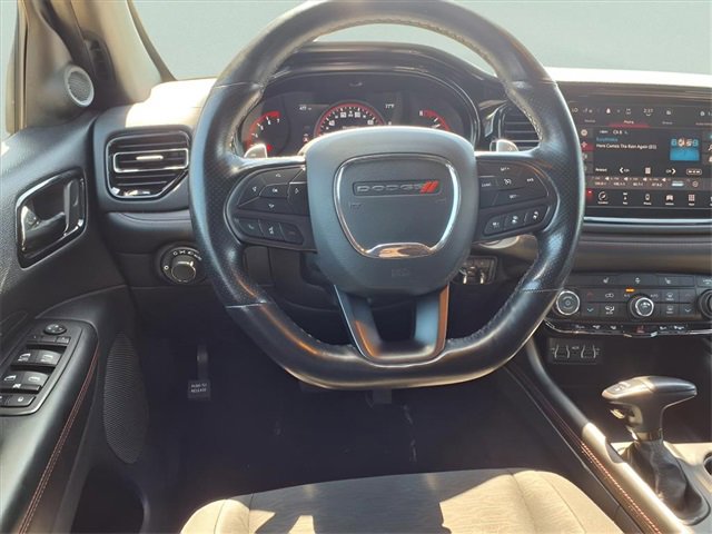 Used 2023 Dodge Durango GT image 5