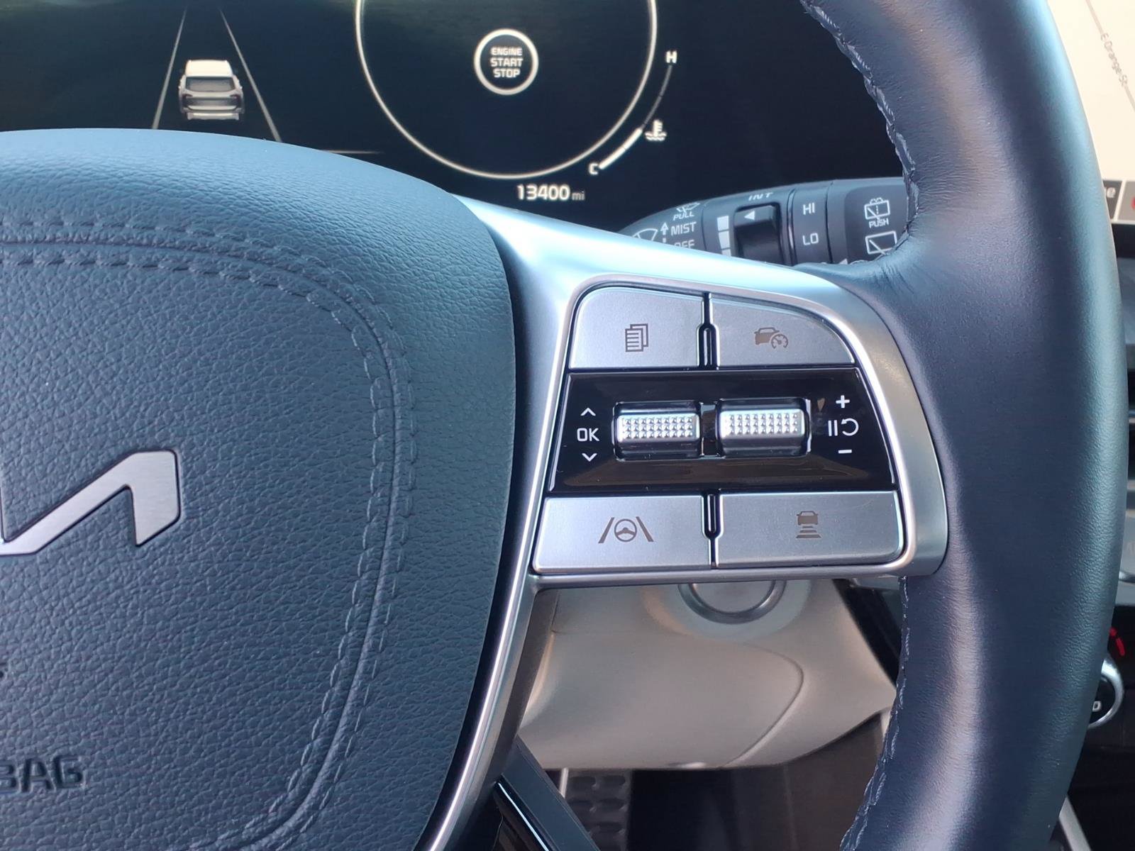 Used 2024 Kia Telluride SX w/ Towing Package AWD/4WD image 34