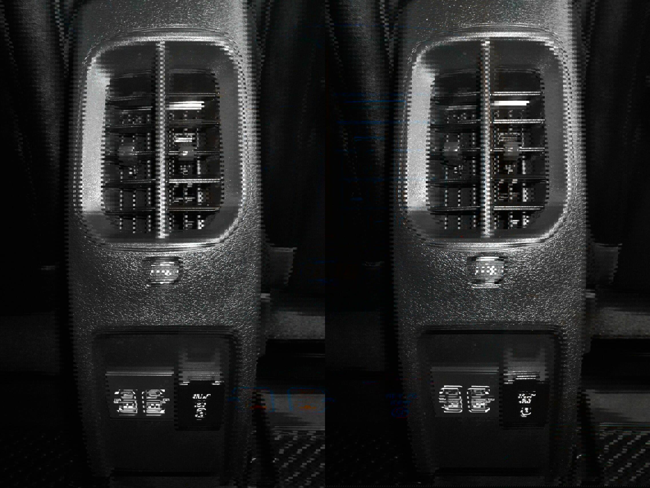 Certified 2022 Jeep Cherokee Trailhawk w/ Trailer Tow Group image 18