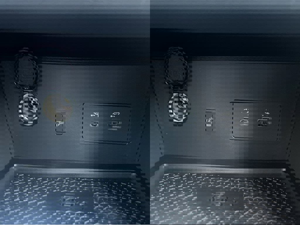 New 2025 Nissan Pathfinder SL w/ Lighting Package (N92) image 16