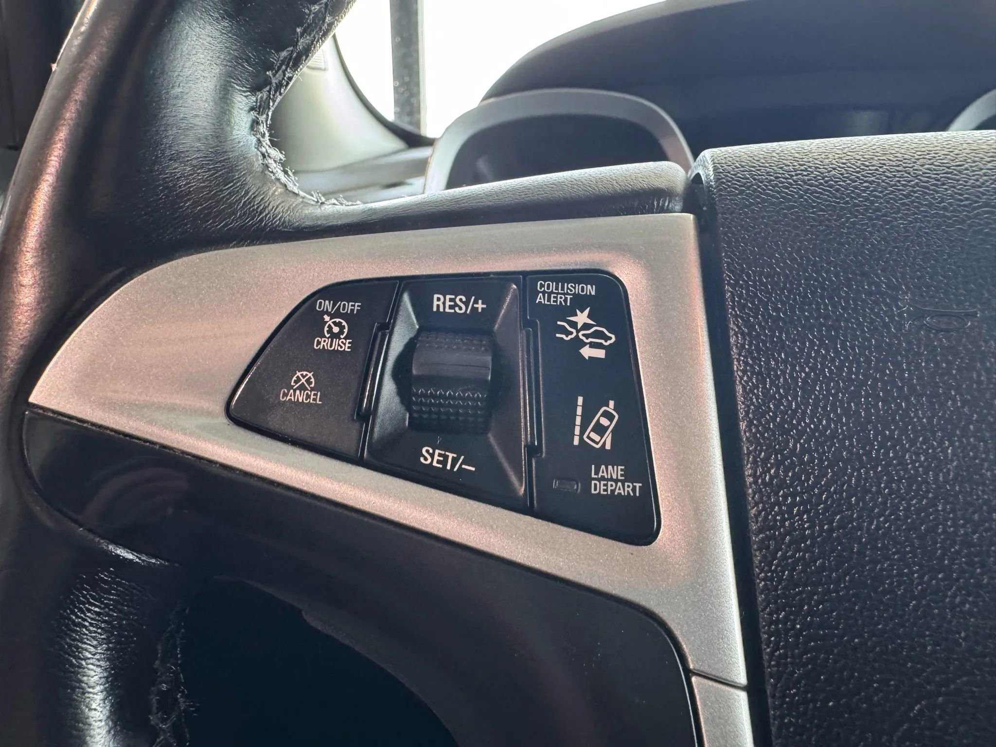 Used 2013 Chevrolet Equinox LTZ image 23