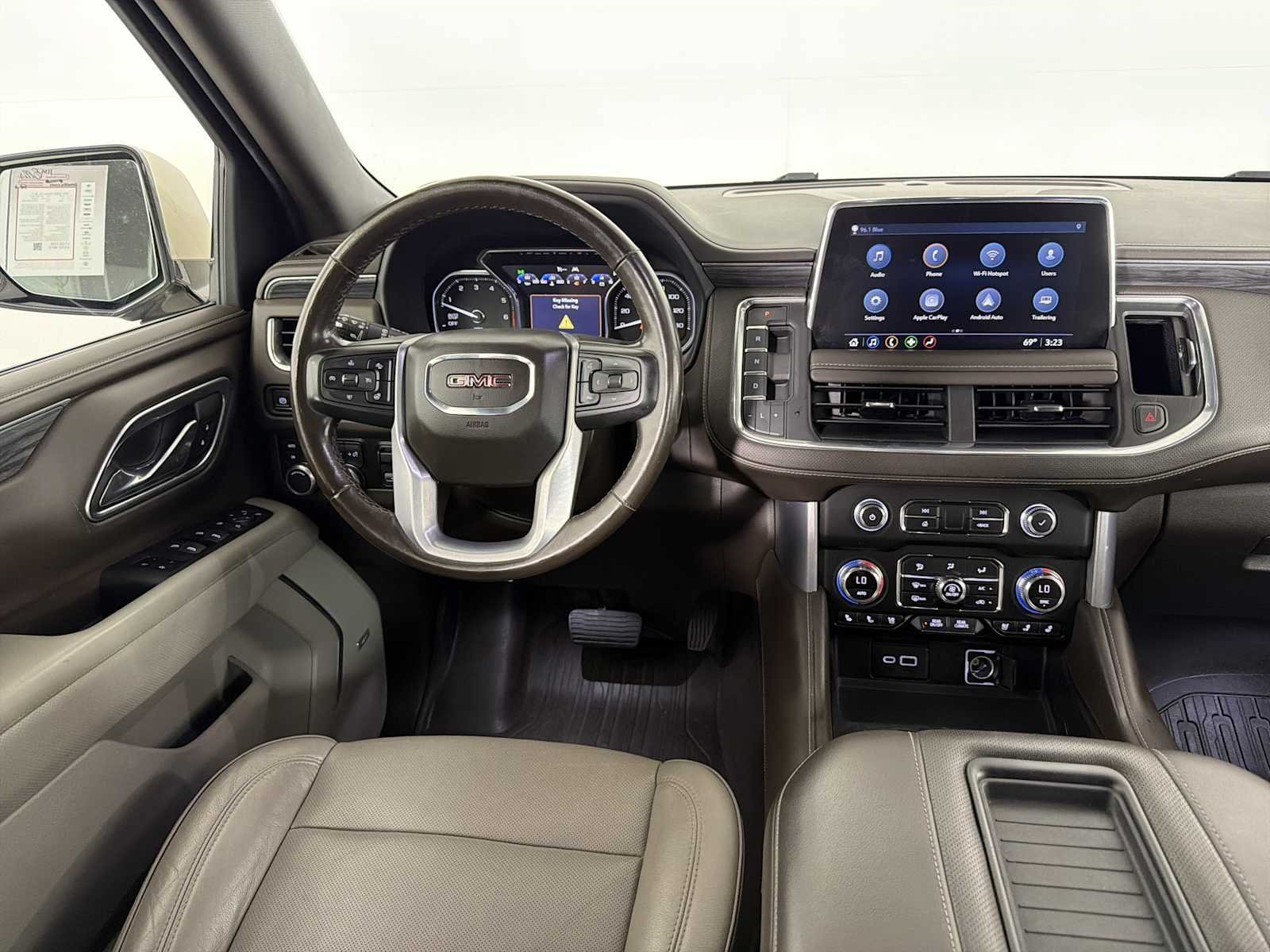 Used 2021 GMC Yukon XL SLT w/ SLT Luxury Plus Package AWD/4WD image 24