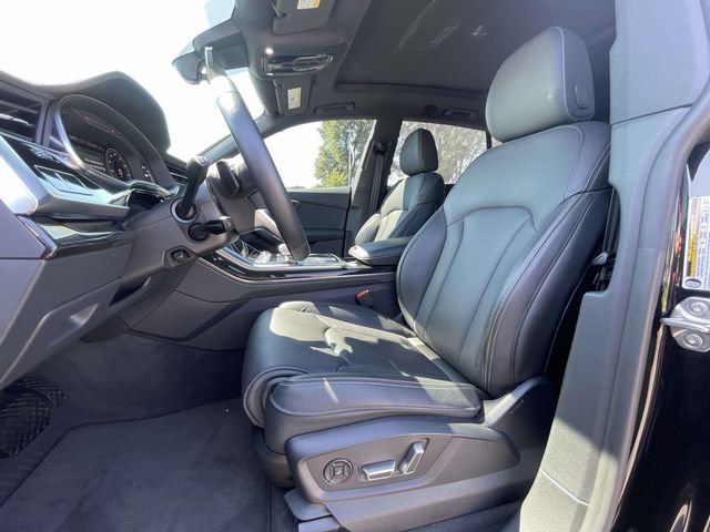 Certified 2025 Audi Q8 Prestige w/ Prestige Package AWD/4WD image 18