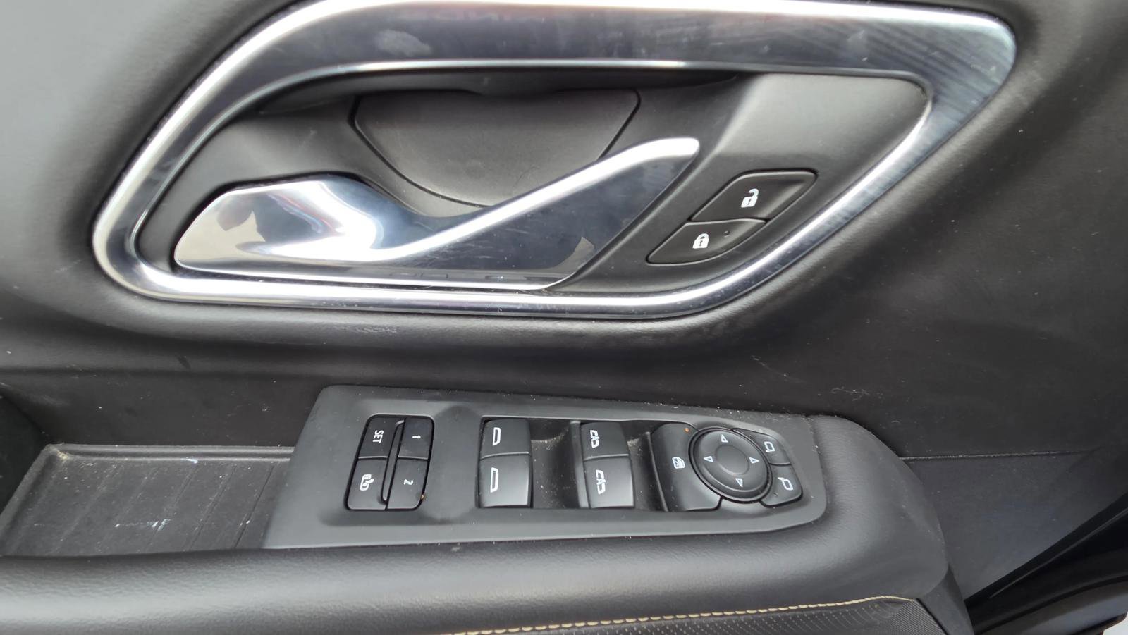 Used 2021 GMC Yukon SLT image 31