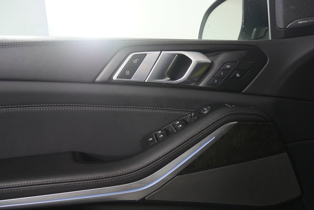Used 2024 BMW X5 sDrive40i RWD image 8