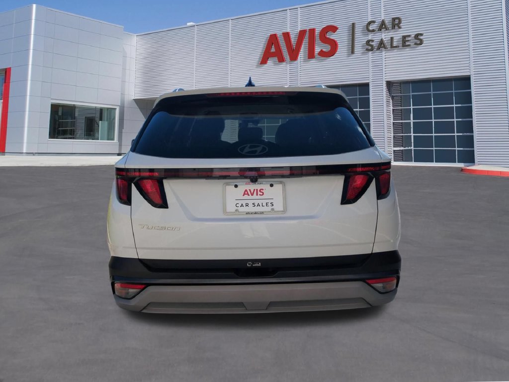 Used 2025 Hyundai Tucson SEL FWD image 7