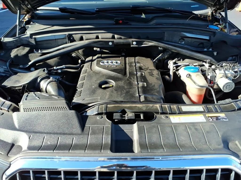 Used 2016 Audi Q5 2.0T Premium Plus w/ Technology Package image 28