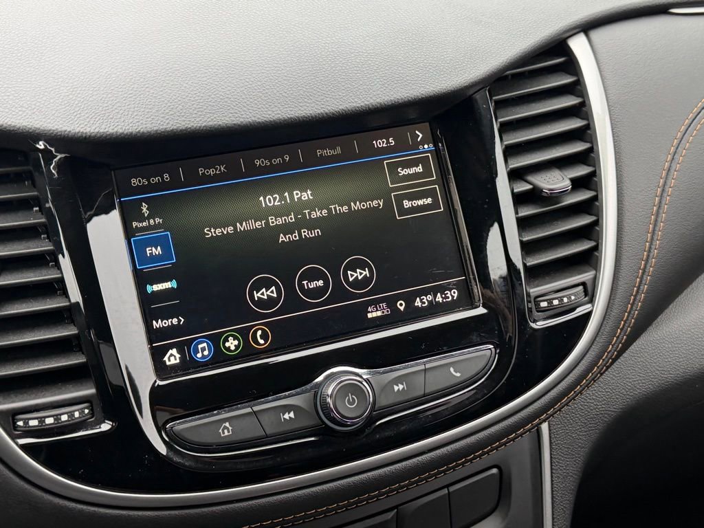 Used 2019 Chevrolet Trax LT w/ LT Convenience Package image 19