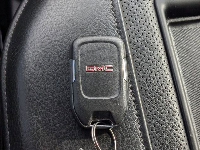 Used 2019 GMC Sierra 1500 Denali w/ Denali Ultimate Package AWD/4WD image 30