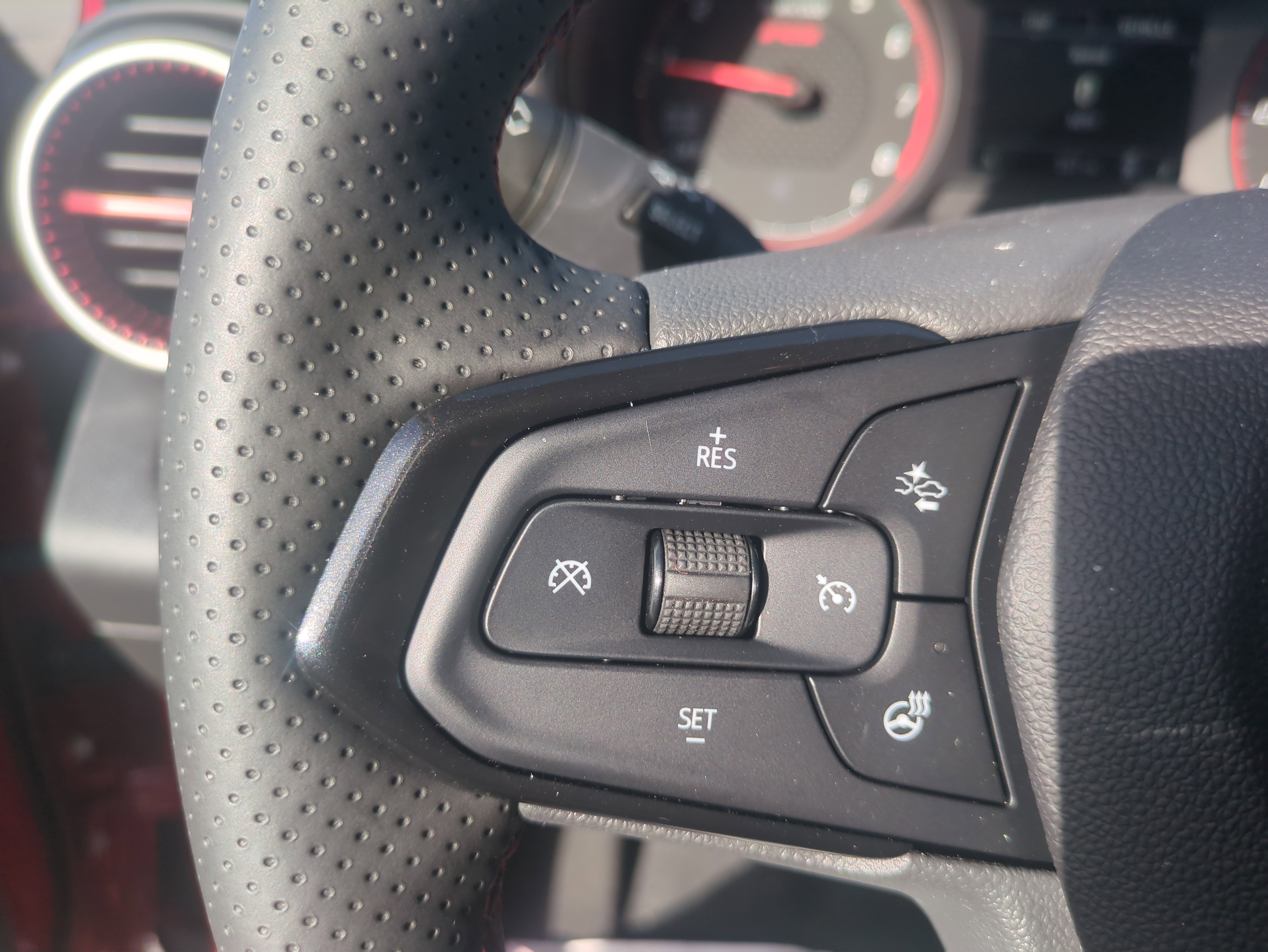 Used 2026 Chevrolet Trax RS image 12