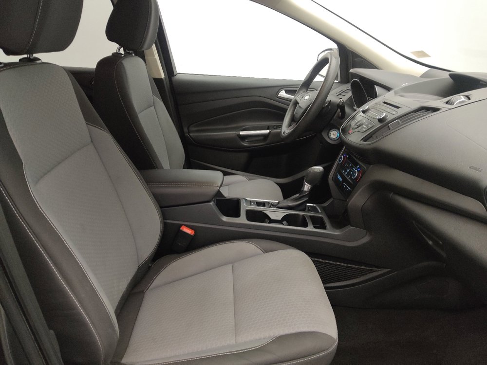 Used 2017 Ford Escape SE FWD image 21