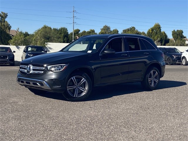 Used 2021 Mercedes-Benz GLC 300 4MATIC image 2