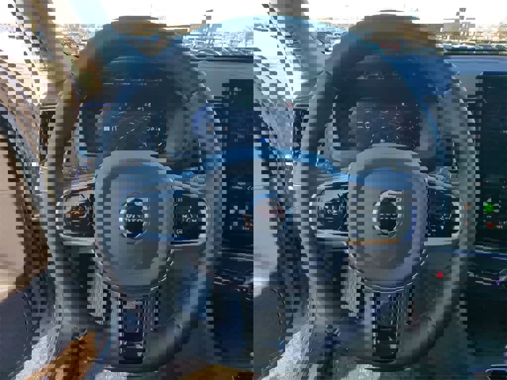 Certified 2026 Volvo XC90 B6 Plus w/ Protection Package Premier image 23