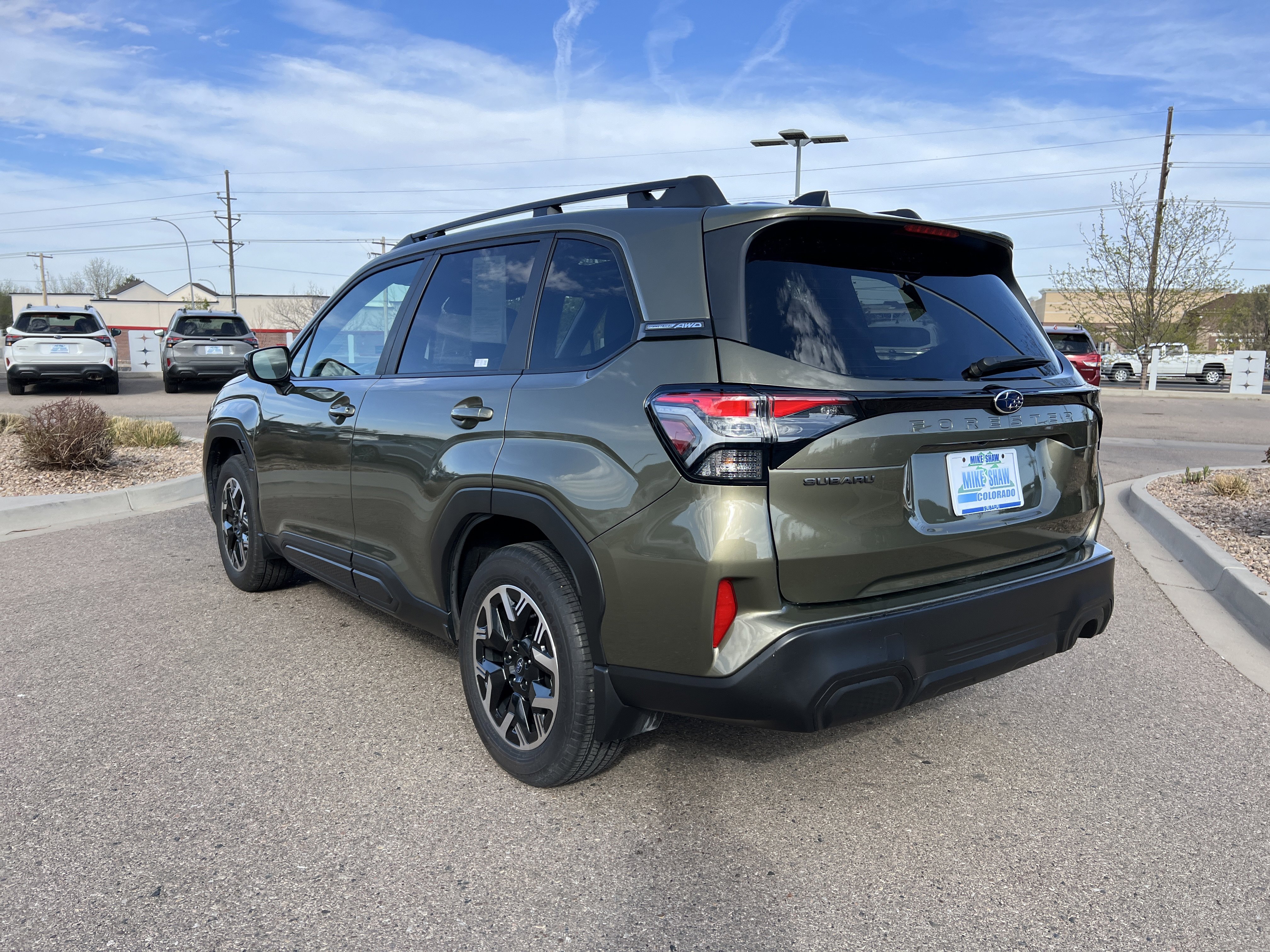 Used 2025 Subaru Forester Premium image 14