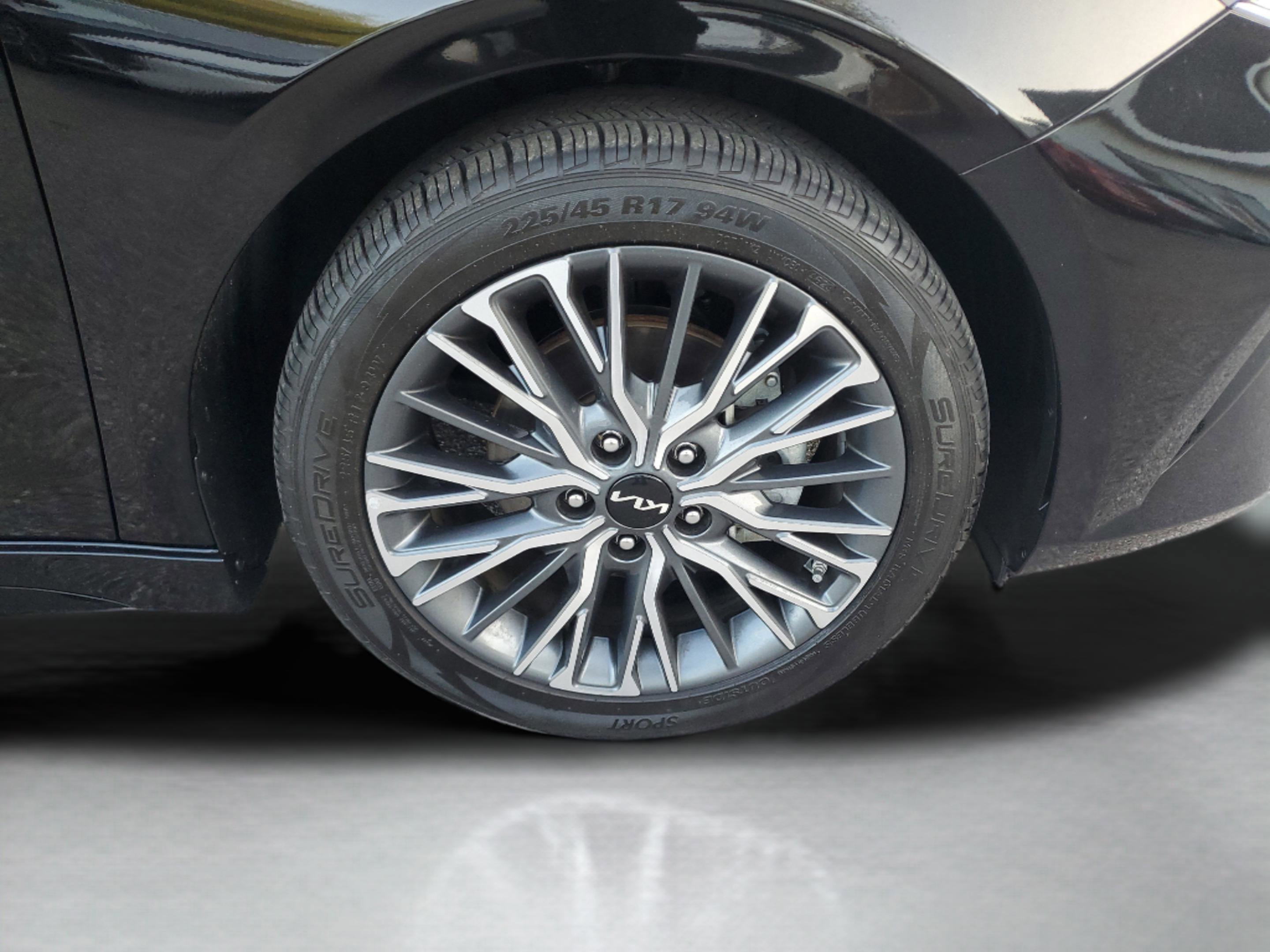 Used 2022 Kia Forte GT-Line image 6