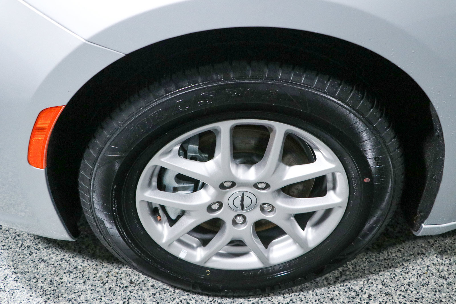 Used 2024 Chrysler Pacifica Touring-L FWD image 11