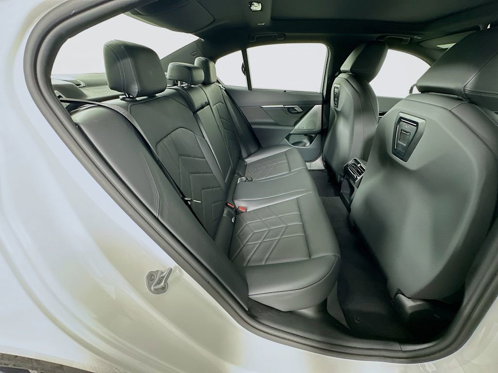 Used 2025 BMW 530i w/ M Sport Package image 27