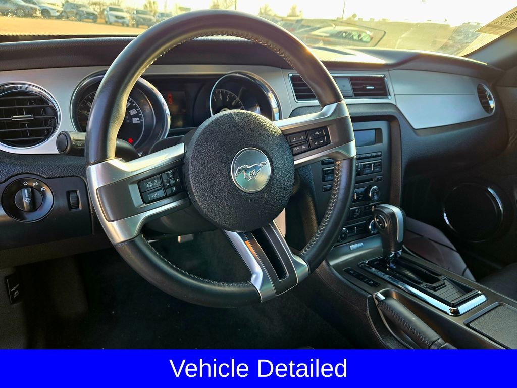 Used 2014 Ford Mustang Premium image 9