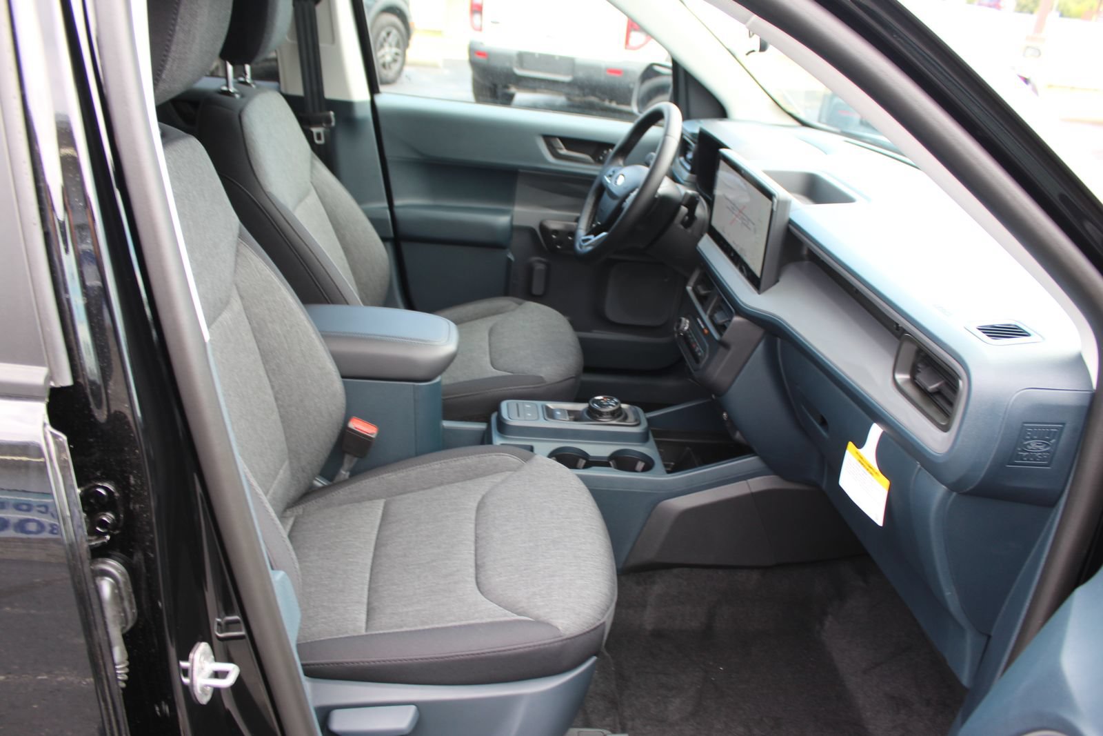 New 2025 Ford Maverick XLT w/ XLT Luxury Package AWD/4WD image 12