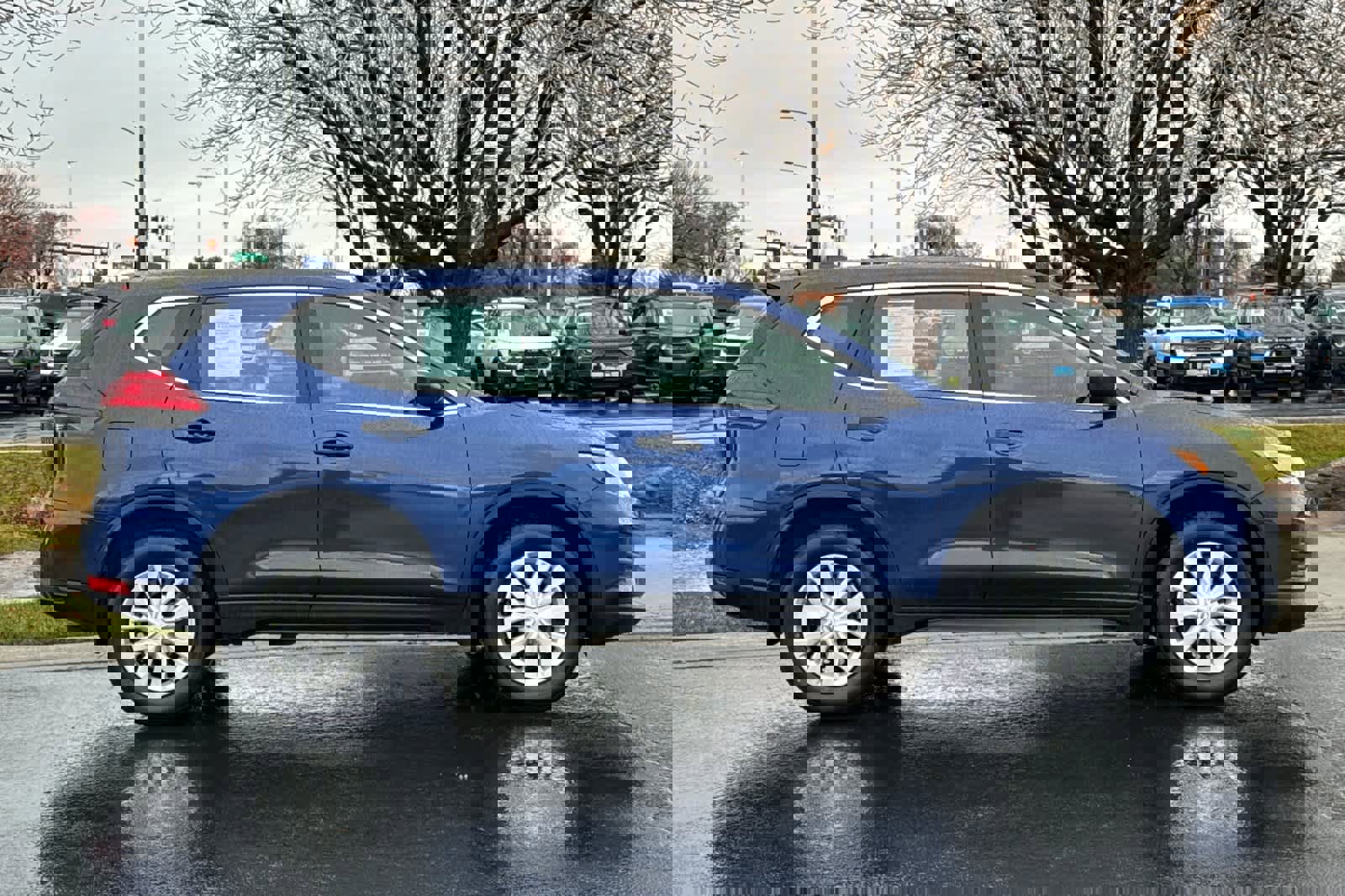 Used 2017 Nissan Rogue S image 8