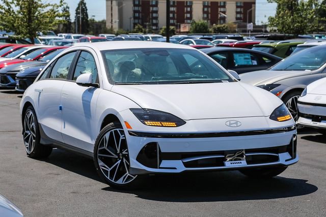 New 2025 Hyundai Ioniq 6 SEL image 1