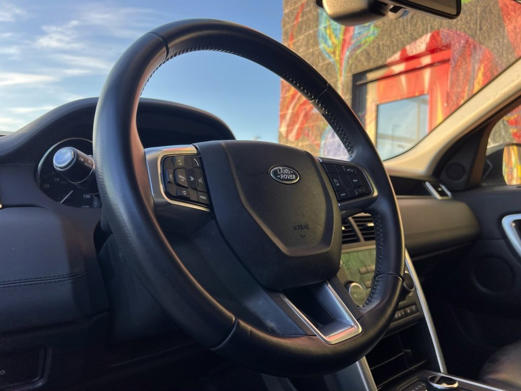 Used 2019 Land Rover Discovery Sport SE image 34