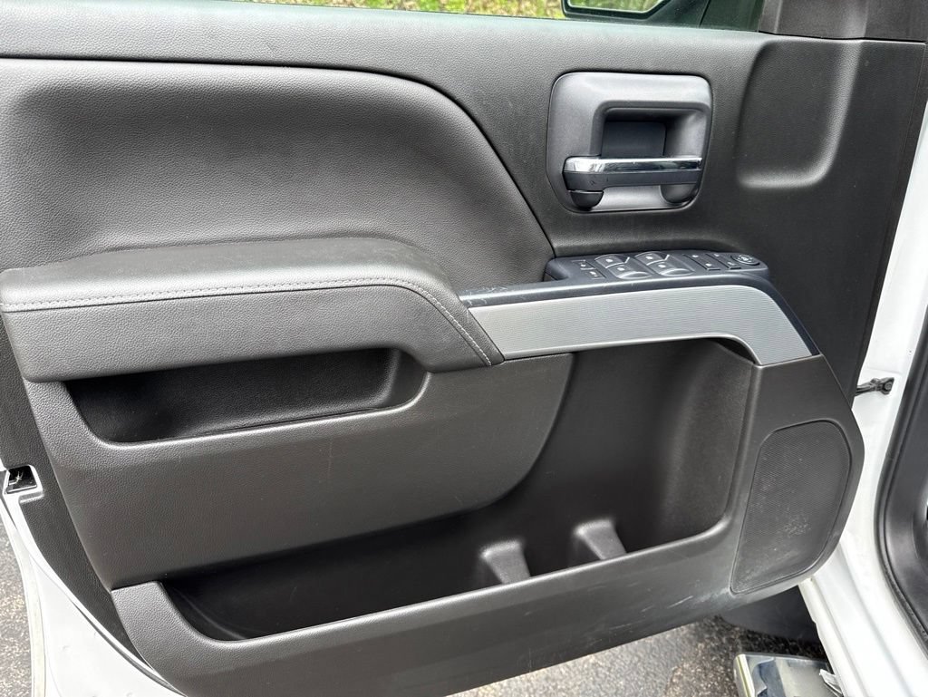 Used 2018 Chevrolet Silverado 1500 LT w/ All Star Edition AWD/4WD image 19