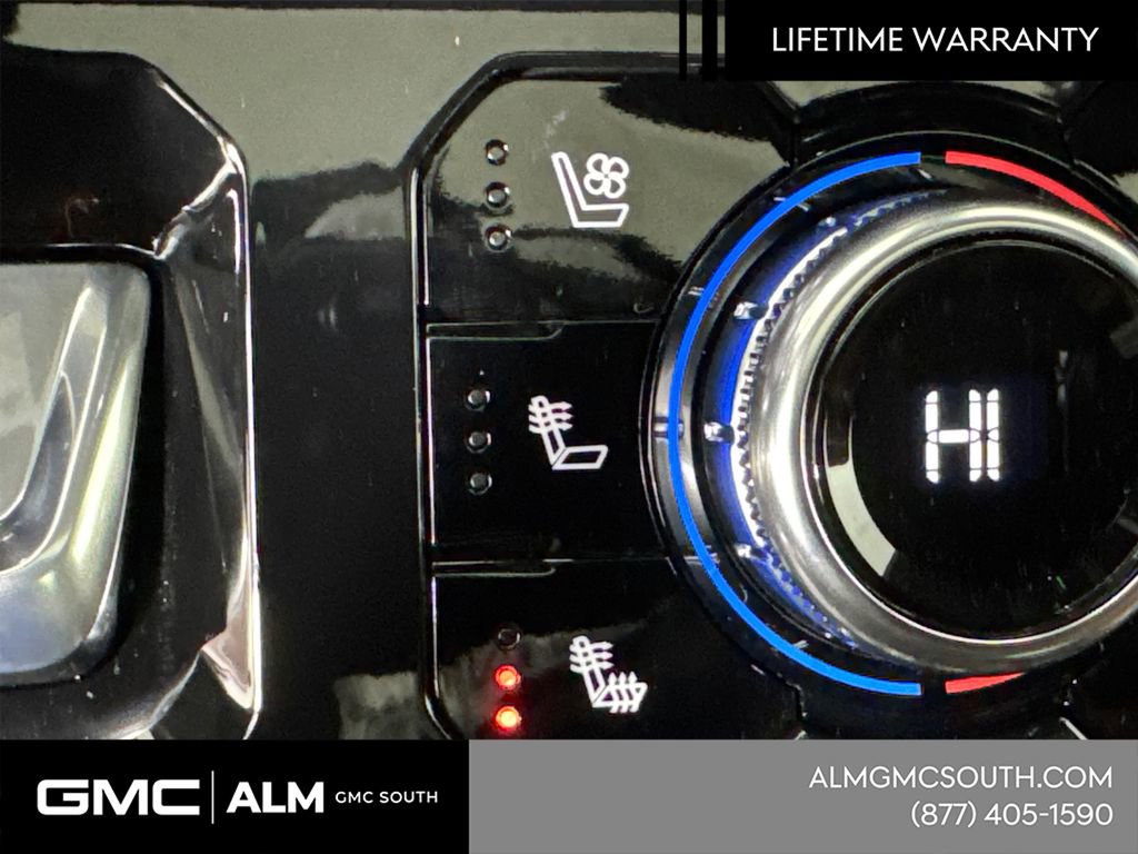 New 2026 GMC Sierra 3500 Denali Ultimate w/ LPO, Black Badging Package image 31