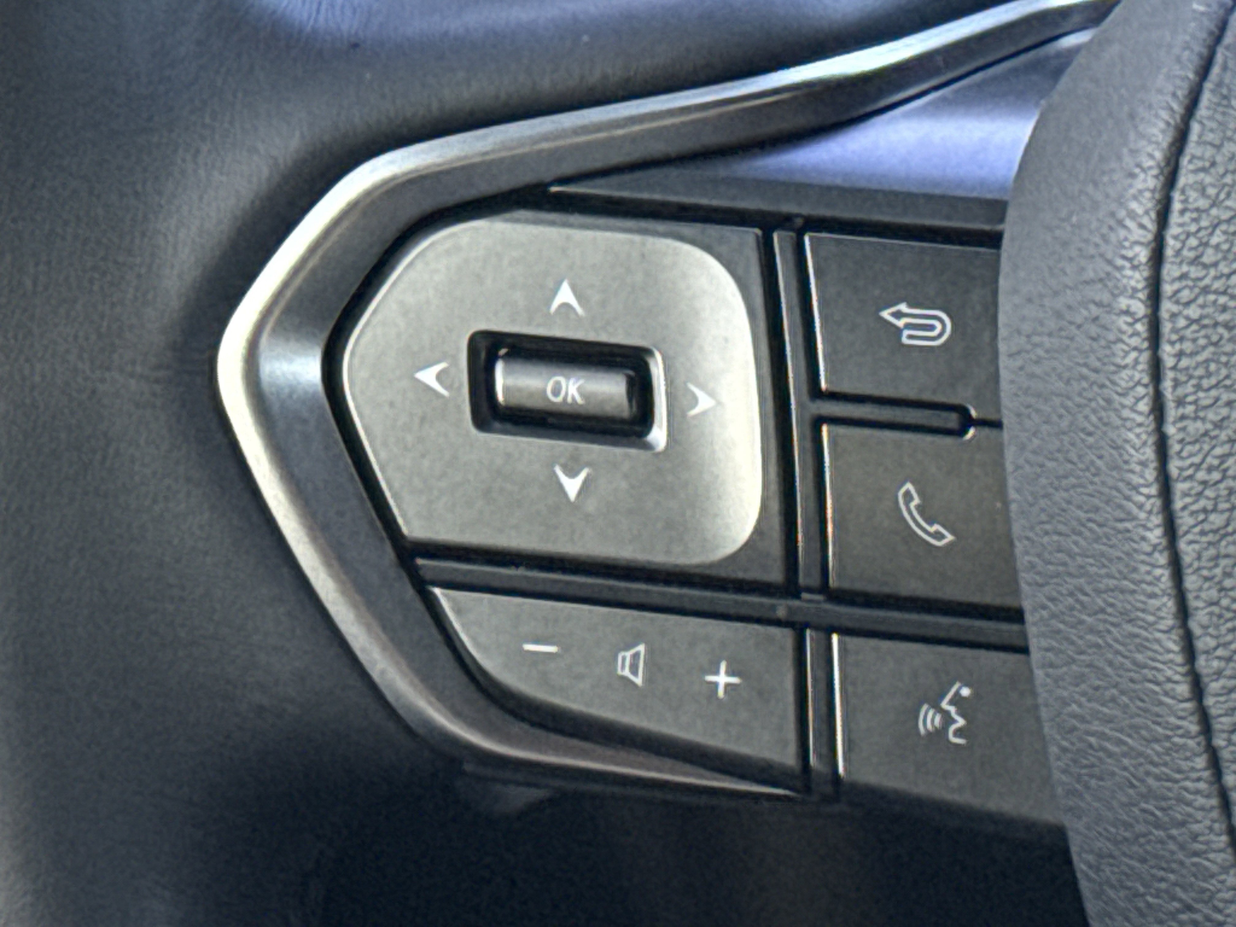 Used 2025 Lexus GX 550 image 19