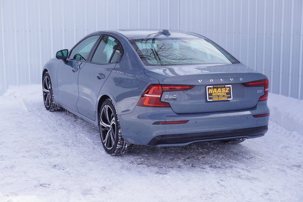 Used 2024 Volvo S60 B5 Plus image 4