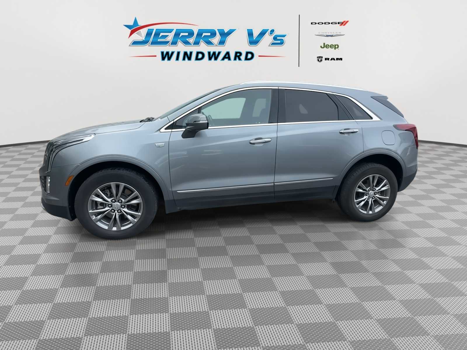 Used 2023 Cadillac XT5 Premium Luxury image 5