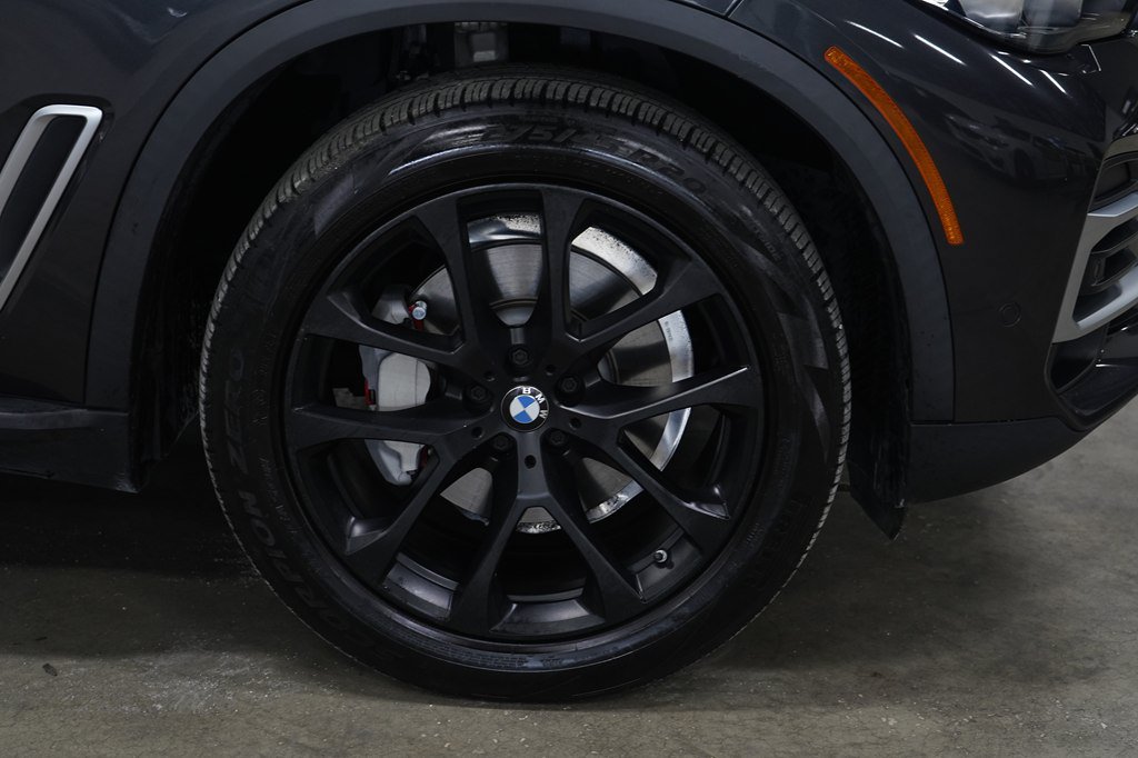 Used 2023 BMW X5 sDrive40i w/ Premium Package RWD image 35