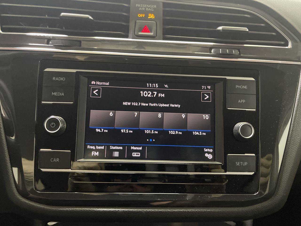 Used 2019 Volkswagen Tiguan S w/ 3rd Row Seat Package image 16