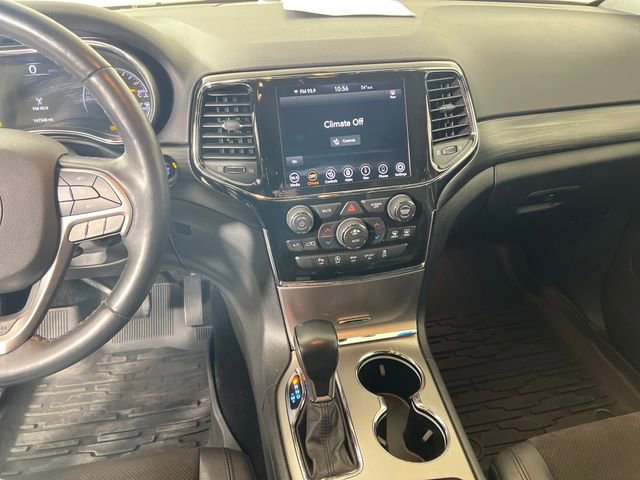 Used 2022 Jeep Grand Cherokee Laredo X image 18