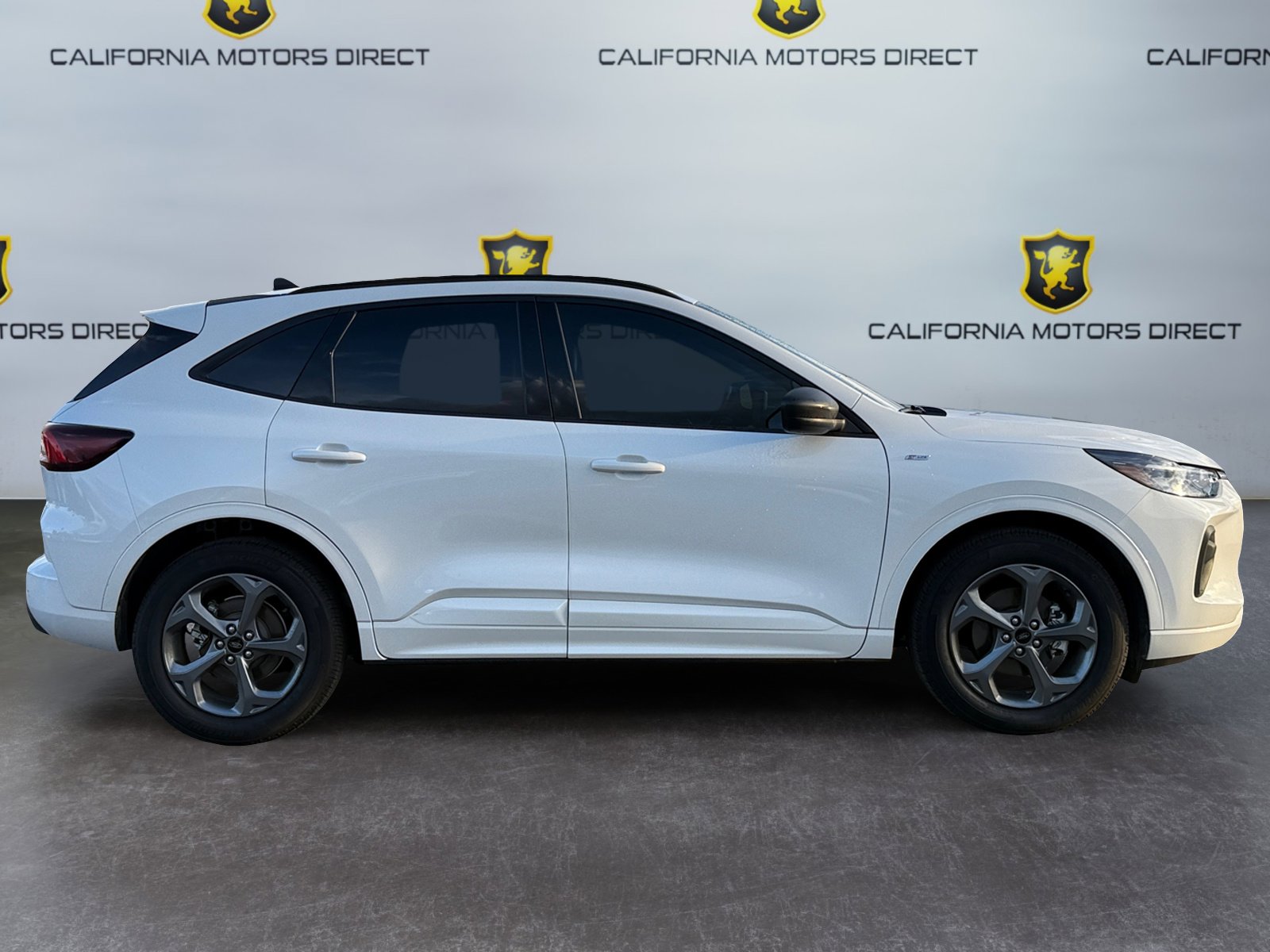 Used 2024 Ford Escape ST-Line w/ Tech Pack #1 image 6