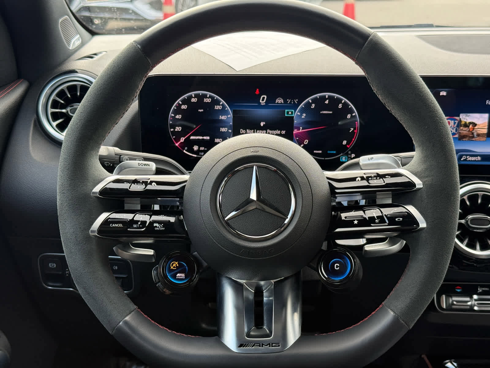 Used 2024 Mercedes-Benz GLA 35 AMG 4MATIC image 14