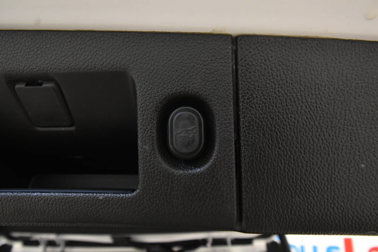 Used 2018 GMC Yukon Denali w/ Open Road Package image 37