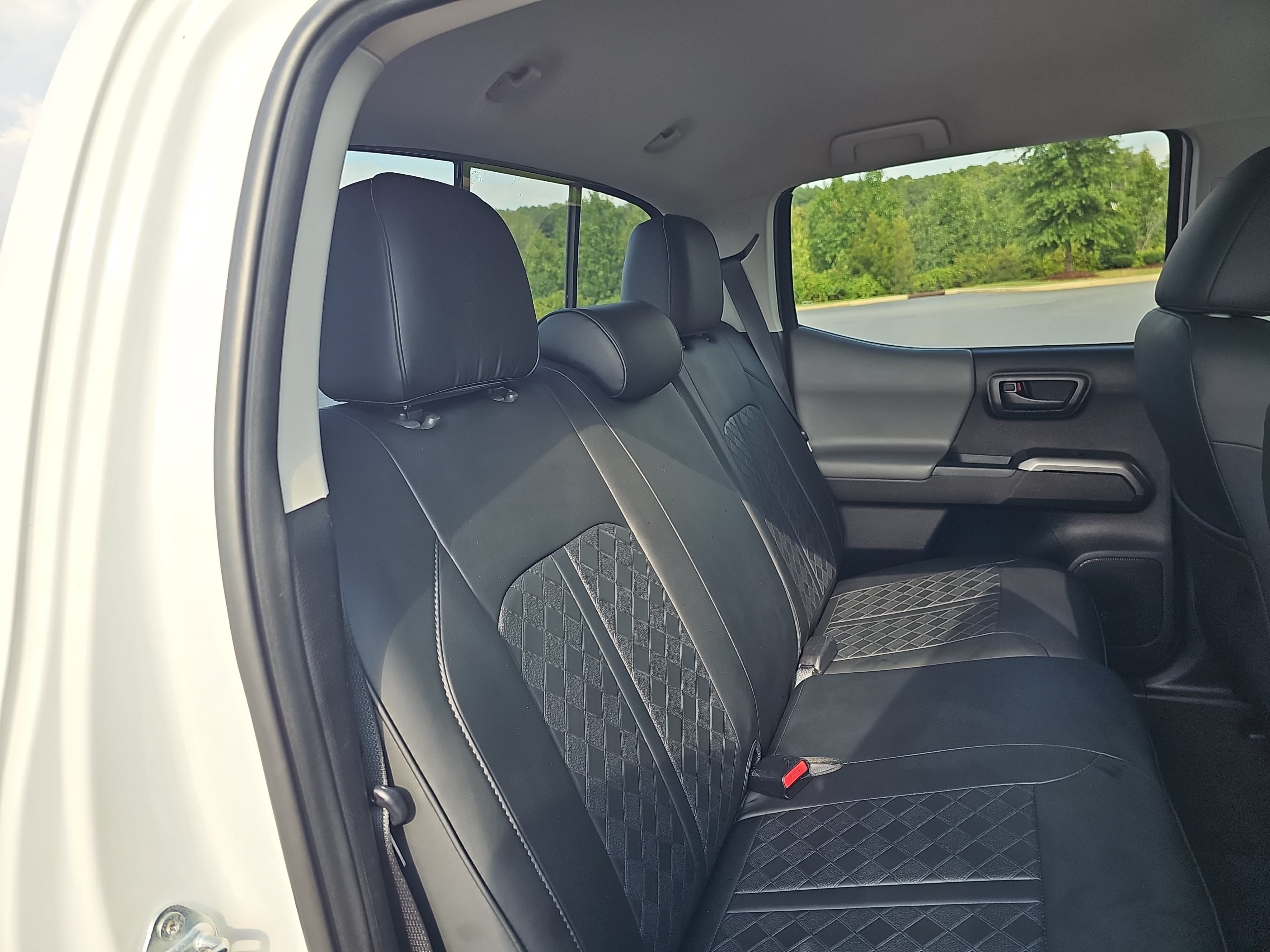 Used 2021 Toyota Tacoma SR5 RWD image 12