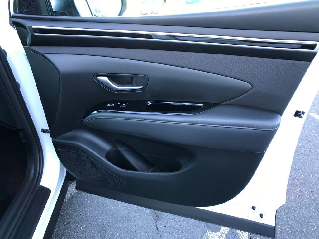 Used 2023 Hyundai Tucson Limited AWD/4WD image 32