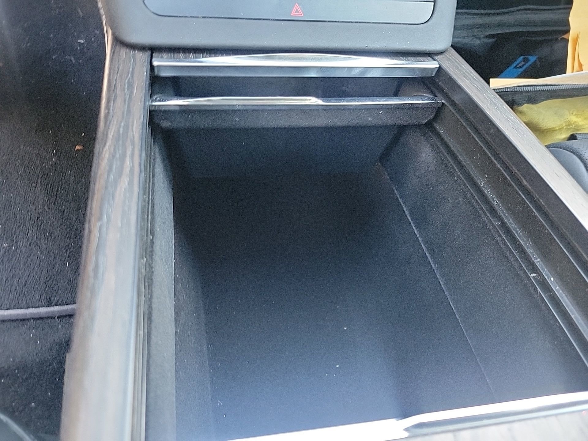 Used 2022 Tesla Model S image 25