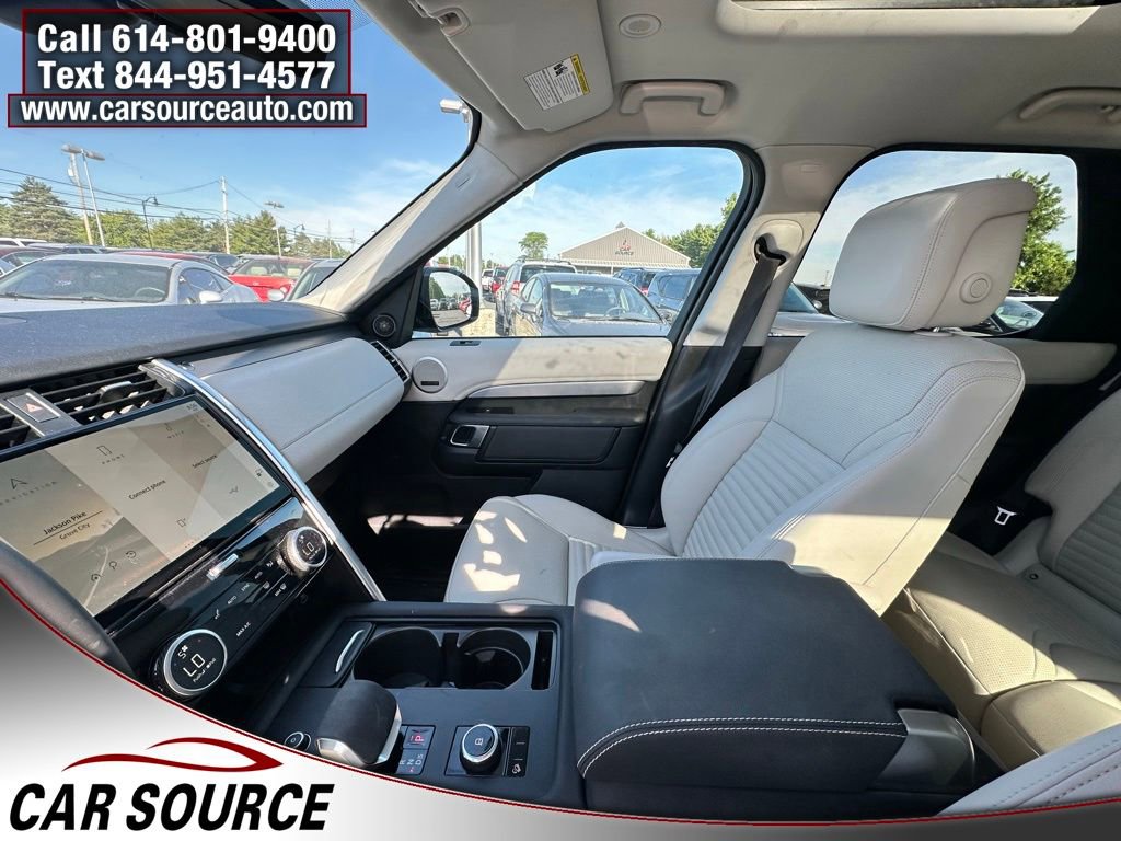 Used 2025 Land Rover Discovery Dynamic SE AWD/4WD image 8