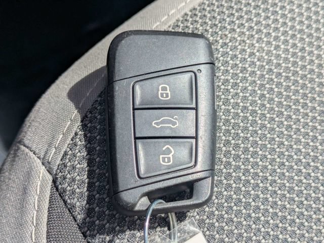 Used 2023 Volkswagen Taos S FWD image 27
